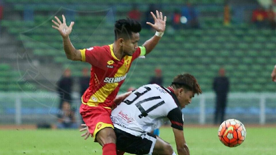 Pemain Bhayangkara FC, Andik Vermansah mendadak sedih saat mantan klubnya asal Malaysia, Selangor FA mengenang penampilan hebatnya di Instagram. Copyright: © faselangormy